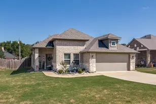 116 Seay St, Quinlan, TX 75474 - Photo 2