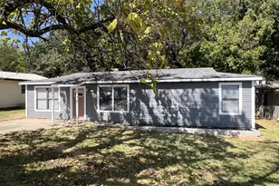 725 E Main St, Denison, TX 75021 - Photo 1