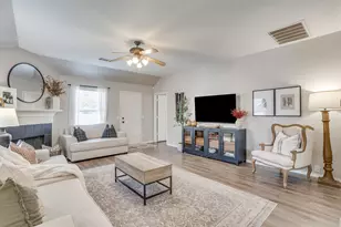212 Bison Meadow Dr, Waxahachie, TX 75165 - Photo 14