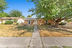 901 Wandering Way Dr, Allen, TX 75002 - Photo 1