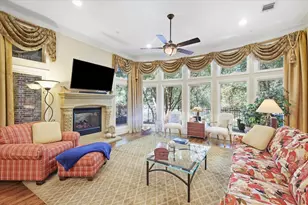2809 Creekway Dr, Carrollton, TX 75010 - Photo 4