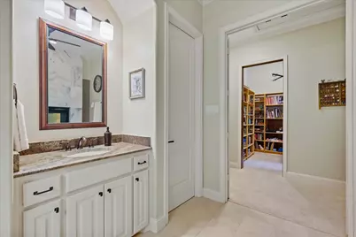 2809 Creekway Drive, Carrollton, TX 75010 - Photo 18
