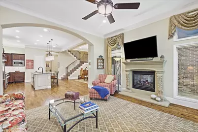 2809 Creekway Drive, Carrollton, TX 75010 - Photo 6