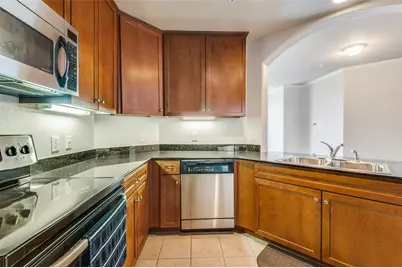 330 Las Colinas Boulevard E #924, Irving, TX 75039 - Photo 6