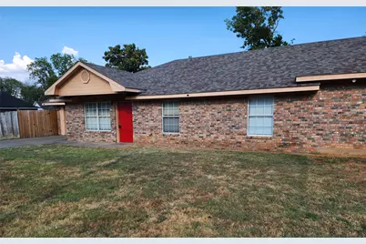 326 N Scullin Avenue, Denison, TX 75020 - Photo 1