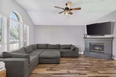 1150 Marc Street, Burleson, TX 76028 - Photo 10