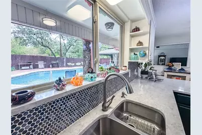 4805 Bonneville Drive, Arlington, TX 76016 - Photo 14