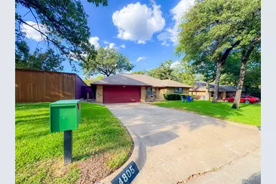 4805 Bonneville Drive, Arlington, TX 76016 - Photo 1