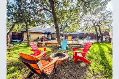 4805 Bonneville Drive, Arlington, TX 76016 - Photo 6