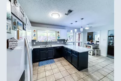 4805 Bonneville Drive, Arlington, TX 76016 - Photo 12