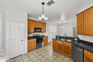 10329 Nantucket Dr, Providence Village, TX 76227 - Photo 4