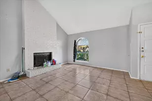 2314 Placid Dr, Carrollton, TX 75007 - Photo 2
