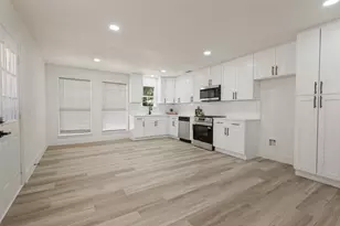 2212 Piedmont St, Irving, TX 75061 - Photo 4