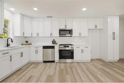 2212 Piedmont Street, Irving, TX 75061 - Photo 2