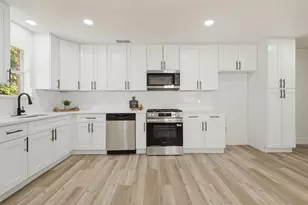 2212 Piedmont St, Irving, TX 75061 - Photo 2