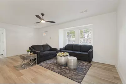 2212 Piedmont Street, Irving, TX 75061 - Photo 8