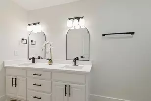 2212 Piedmont St, Irving, TX 75061 - Photo 16
