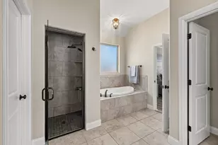 2825 Willow Ridge Cir, Granbury, TX 76049 - Photo 24
