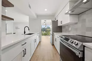 6060 Birchbrook Dr, Dallas, TX 75206 - Photo 2