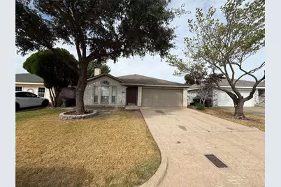 8109 E Summer Trail Drive, Fort Worth, TX 76137 - Photo 2