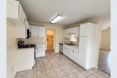 8109 E Summer Trail Drive, Fort Worth, TX 76137 - Photo 6
