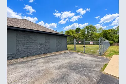 4117 W Marshall Avenue, Longview, TX 75604 - Photo 6