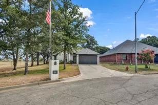 780 Stribling Cir, Azle, TX 76020 - Photo 4