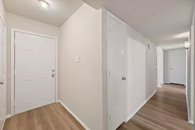 6429 Yarmouth Avenue, North Richland Hills, TX 76182 - Photo 10