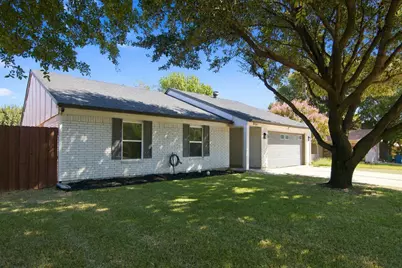 831 Beverly Drive, Grapevine, TX 76051 - Photo 1