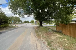 925 King St, Weatherford, TX 76086 - Photo 20