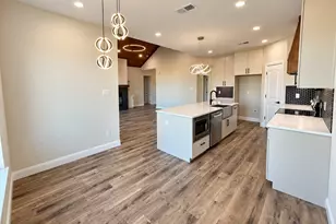 6025 Huckleberry Ln, Joshua, TX 76058 - Photo 8