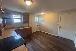 521 Ruth St, Denton, TX 76205 - Photo 6
