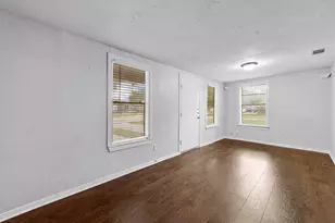 521 Ruth St, Denton, TX 76205 - Photo 4