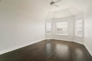 9028 Bottlebrush Ln, Irving, TX 75063 - Photo 16
