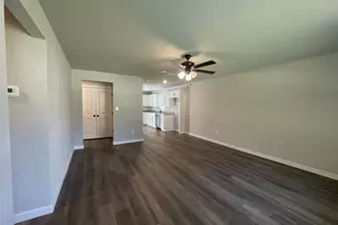 9315 Lynda Ln, Hawk Cove, TX 75474 - Photo 8