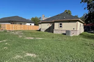1915 Morse St, Greenville, TX 75401 - Photo 6