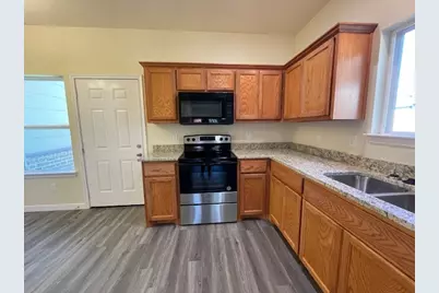 1915 Morse Street, Greenville, TX 75401 - Photo 8