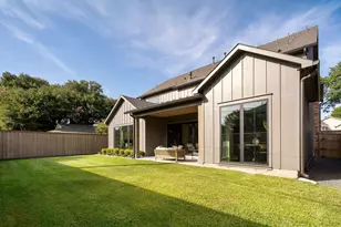 9217 Livenshire Dr, Dallas, TX 75238 - Photo 26