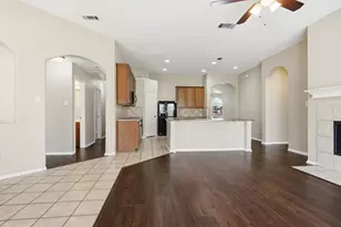 240 Cedar Crest Dr, Justin, TX 76247 - Photo 8