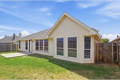 240 Cedar Crest Drive, Justin, TX 76247 - Photo 30