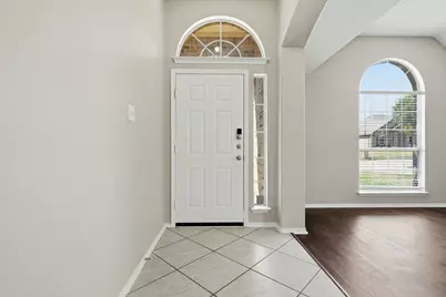 240 Cedar Crest Drive, Justin, TX 76247 - Photo 2