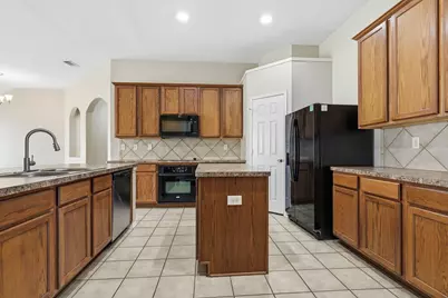 240 Cedar Crest Drive, Justin, TX 76247 - Photo 10
