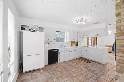 1320 Cheyenne Road, Lewisville, TX 75077 - Photo 10