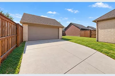 1909 Temple Hills, Van Alstyne, TX 75495 - Photo 22