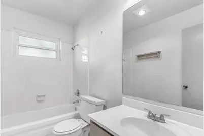 6217 Springwood Drive, Arlington, TX 76001 - Photo 16