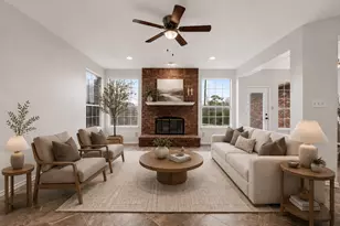 2829 Panorama Dr, Carrollton, TX 75007 - Photo 4