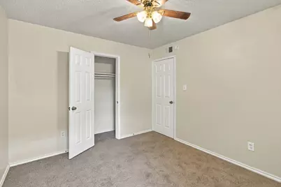 4807 Crestmont Court, Arlington, TX 76017 - Photo 16