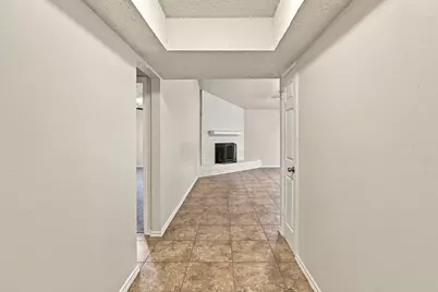 4807 Crestmont Court, Arlington, TX 76017 - Photo 2
