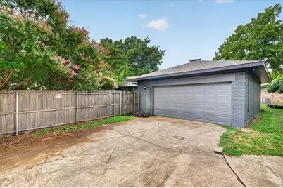 1104 Westwood Drive, Plano, TX 75075 - Photo 36
