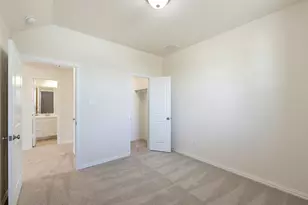 1920 Roundtree Cir E, Fort Worth, TX 76008 - Photo 32